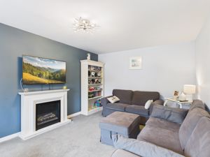 Lounge- click for photo gallery